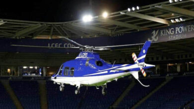 بالصور | تحطم طائرة هليكوبتر مالك ليستر سيتي خارج ملعب كينج باور!