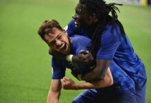 المهاجم الفرنسي بافيتيمبي جوميس مع كارلوس إدواردو لاعب الهلال السعودي (صور: Getty)
