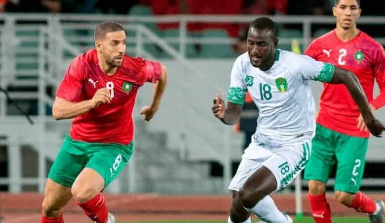 حكيم زياش في مباراة المغرب وموريتانيا في تصفيات أمم أفريقيا 2021 (صور: AFP)