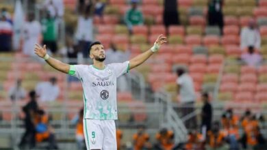 عمر السومة لاعب النادي الاهلي السعودي (صور:twitter)