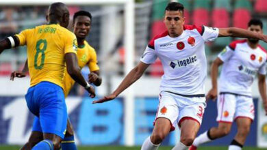 الوداد يرفض صدارة مجموعته في دوري أبطال أفريقيا بالخسارة من صن داونز