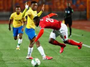جونيور أجايي صور مباراة الأهلي صنداونز في دوري أبطال أفريقيا 2020 (صور: Getty)