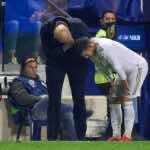 زيدان يسأل هازارد عن إصابته في مباراة ريال مدريد وليفانتي (صور: Getty)