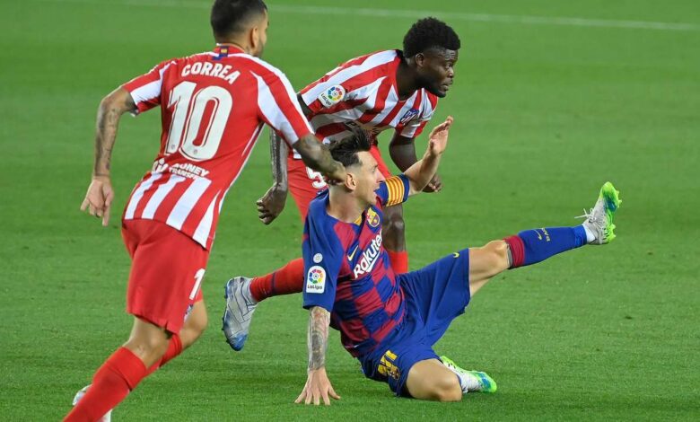 مباراة برشلونة واتلتيكو مدريد فى الدوري الاسباني (صور:AFP)