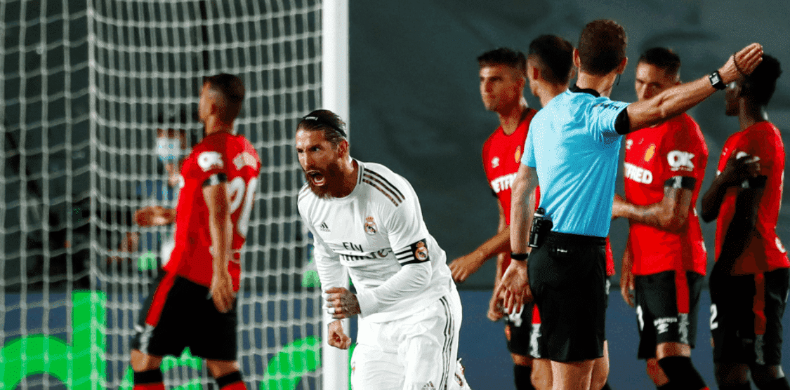 راموس يسجل هدفًا على طريقة بيكهام في مباراة ريال مدريد ومايوركا في الدوري الاسباني