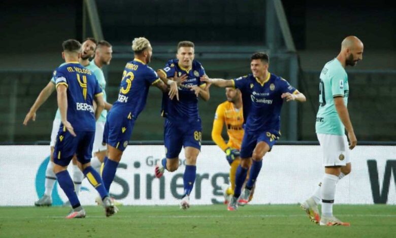 مباراة الانتر وفيرونا فى الدوري الايطالي (صور:AFP)