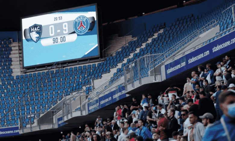 باريس سان جيرمان يهزم لوهافر 9-0 في أول مباراة تقام بحضور جمهور في فرنسا بعد كورونا