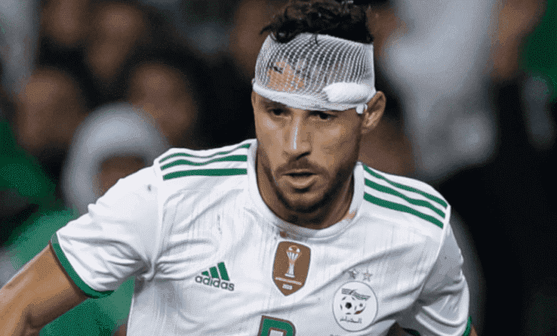 يوسف بلايلي لاعب أهلي جدة ومنتخب الجزائر (صور: Getty)