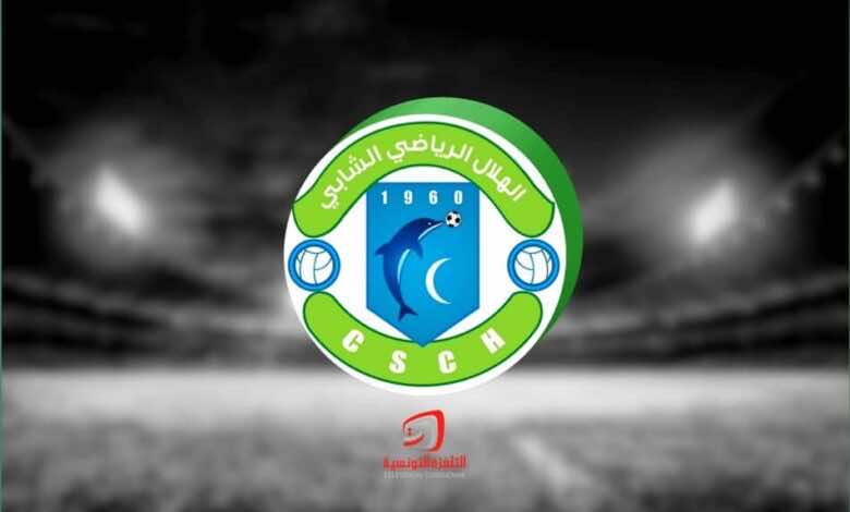 وزير الرياضة التونسي يهدد بحل اتحاد كرة القدم