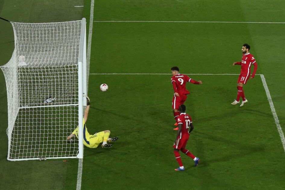 فيرمينيو يسجل هدف التعادل فى شباك شيفيلد يونايتد فى البريميرليج (صور:AFP)