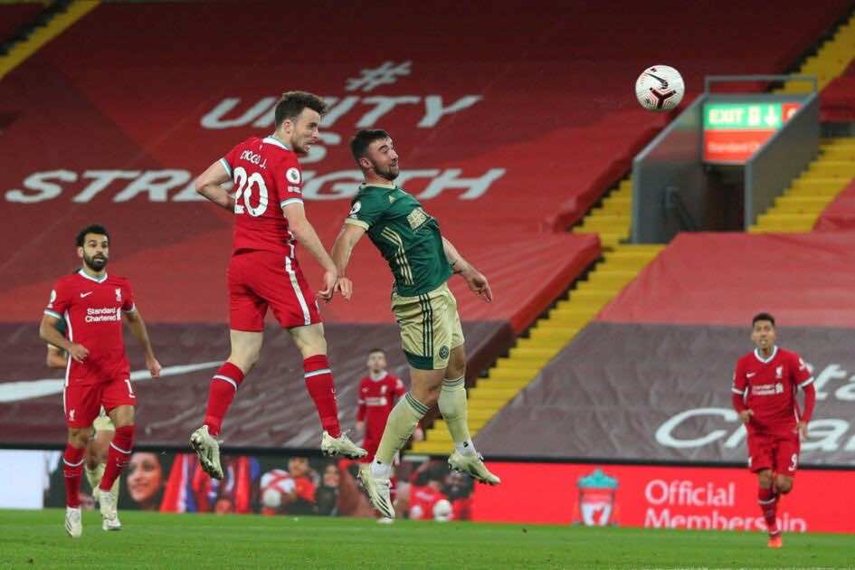 دييجو جوتا يسجل هدف الفوز فى مباراة ليفربول وشيفيلم بالدوري الانجليزي 2-1 (صور:AFP)