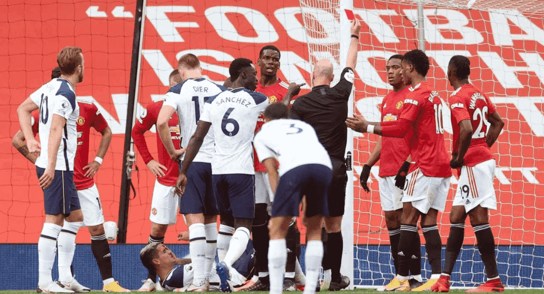 طرد للاعب مانشستر يونايتد انتوني مارسيال