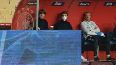 استطلاع ثلثا مشجعي كرة القدم في ألمانيا يؤيدون استقالة لوف