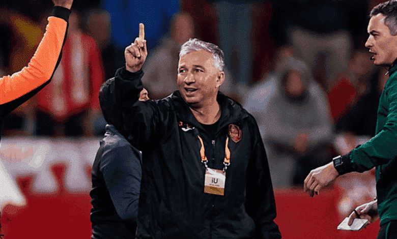 المدرب الروماني دان بيتريسكو - صور Getty