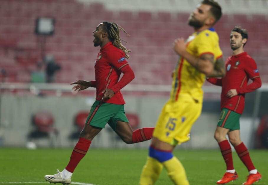 البرتغالي ريناتو سانشيز البديل المحتمل لفينالدوم في ليفربول.. - صور Reu