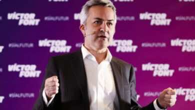 انتخابات برشلونة | فونت يُقلد فلورنتينو بيريز ويقطع وعداً مجنوناً