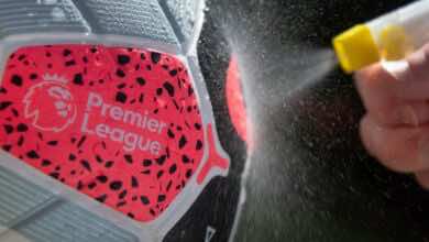 رابطة الدوري الإنجليزي تمنع العناق وتبادل القمصان..