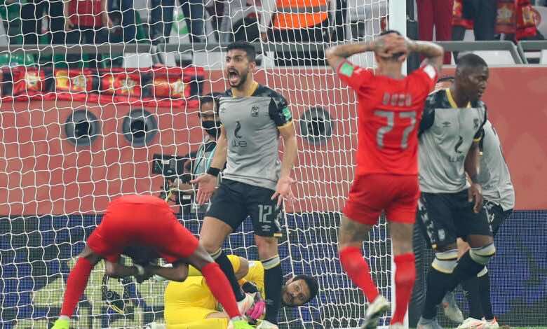 أيمن أشرف لاعب الأهلي المصري: حققنا المطلوب أمام الدحيل والقادم أفضل أمام بايرن