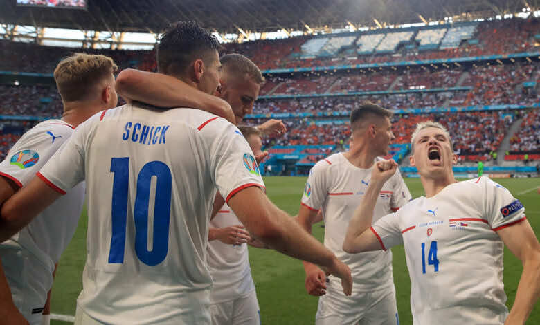 شاهد فيديو اهداف مباراة هولندا والتشيك في يورو 2020.. الجيش الأحمر يضرب الطواحين بثنائية