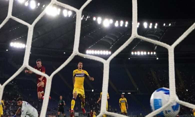 شاهد فيديو اهداف مباراة روما وفيورنتينا في الدوري الايطالي (صور:AFP)