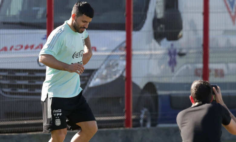 اخبار برشلونة : أجويرو يشارك في مباراة تدريبية بعد تعافيه