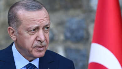 أردوغان يلتقي منتخب تركيا بطل أوروبا لمبتوري الأطراف لكرة القدم