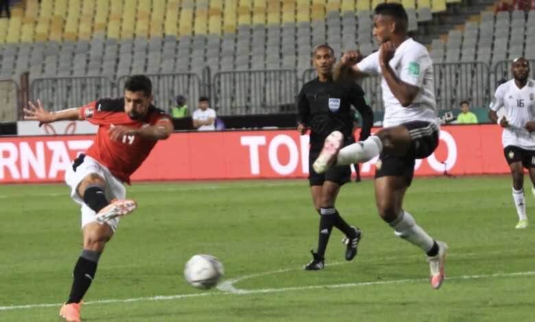 نتيجة مباراة مصر وليبيا في تصفيات كأس العالم 2022..عودة للصدارة بقذيفة مرموش