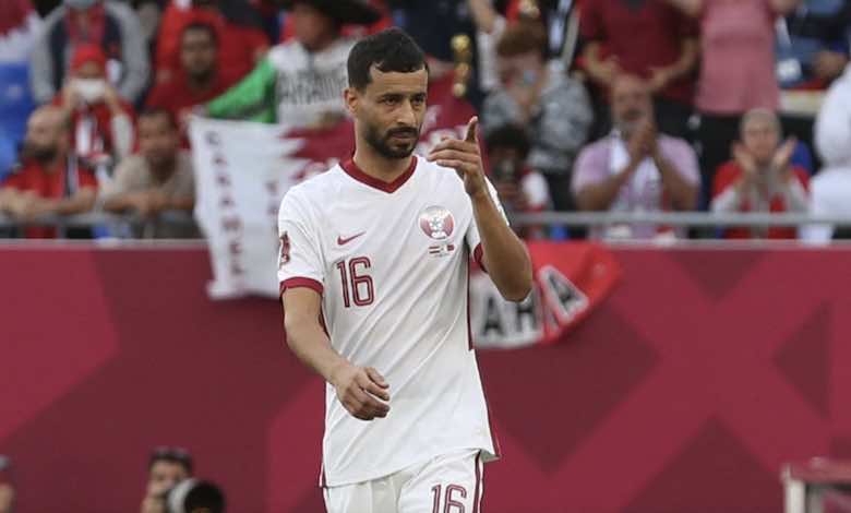 الجزائري بوعلام خوخي لاعب منتخب قطر