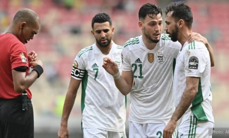 الاتحاد الجزائري ينفي الاستعانة بـ «راقٍ شرعي» في مباراة كوت دي فوار