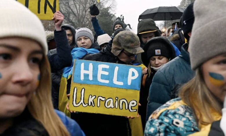 كم عدد وحصيلة ضحايا قصف روسيا لمدن اوكرانيا في أول أيام الحرب؟