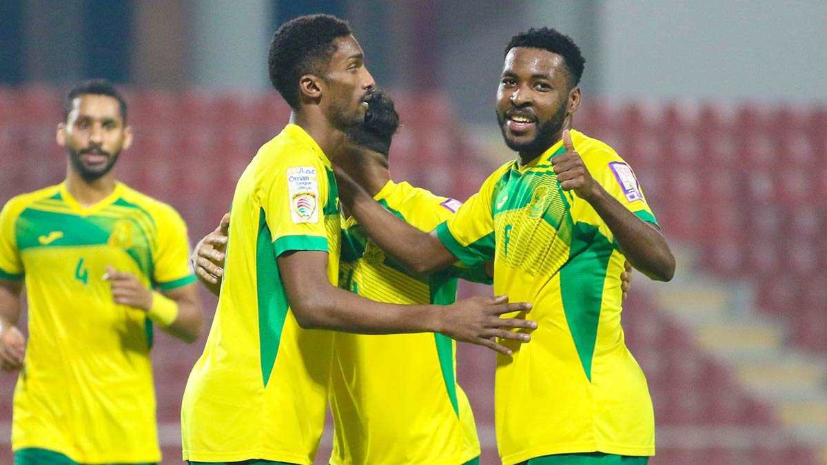 السيب يمطر شباك الاتحاد برباعية على مجمع السعادة في دوري عمانتل 2021-2022