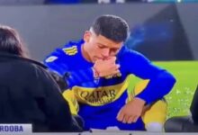 فيديو..لاعب بوكا جونيورز "روخو" يدخن سيجارة في أرض الملعب