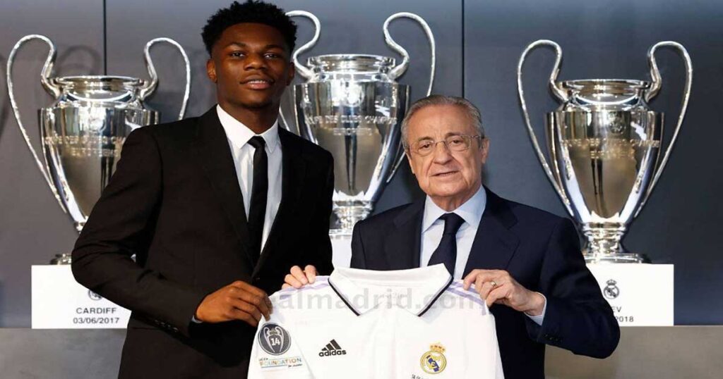 تشواميني بعد تقديمه لاعبا جديدا لريال مدريد: سعيد بالتواجد في أفضل فريق في العالم