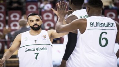 كرة سلة - منتخب السعودية يقلب تأخره لفوز مثير على اندونيسيا في تصفيات كأس العالم 2023