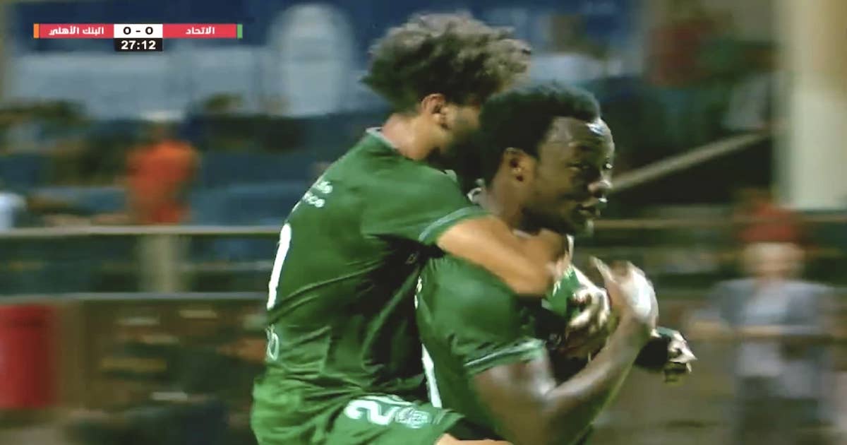 فيديو..قذيفتان وهدف مارادوني، ثلاثية مذهلة للاتحاد السكندري امام البنك الاهلي في الدوري المصري