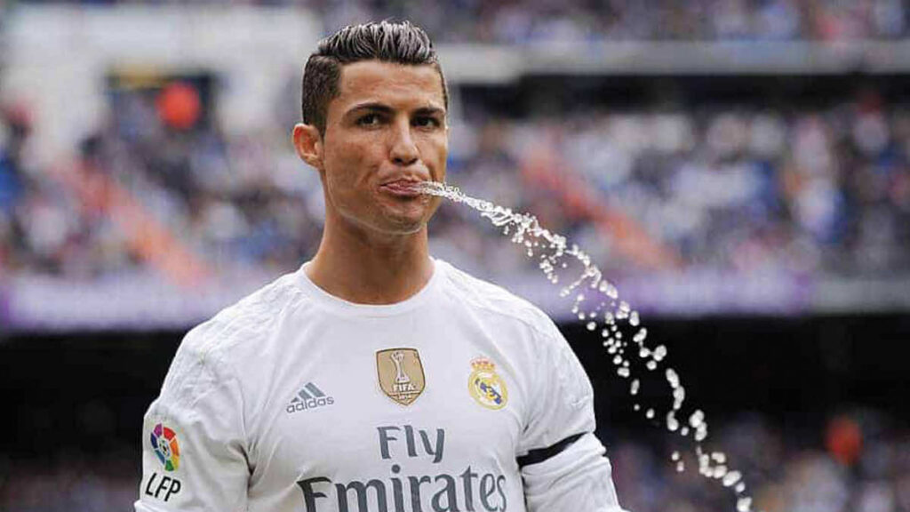 رغم إصابة بنزيمة..كريستيانو رونالدو غير مرحب به في ريال مدريد