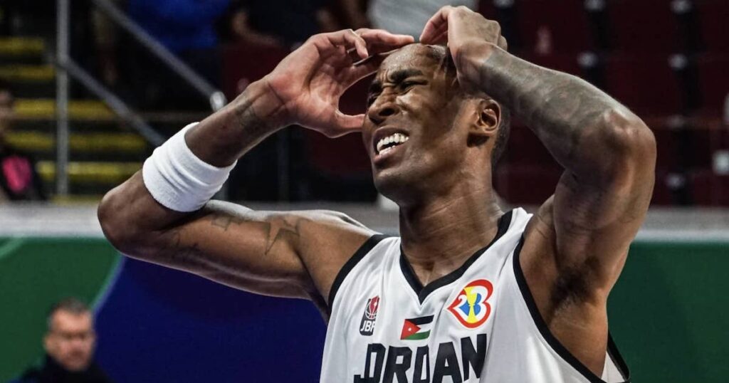 كرة سلة.. رونداي جيفرسون يُتوج بهداف أول مباريات الأردن في كأس العالم