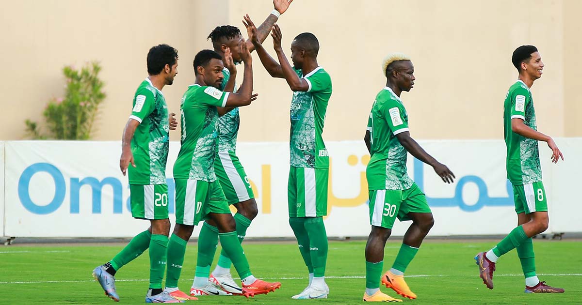 جوهر يسهل مأمورية صحار في تعزيز الصدارة بثلاثية في الوحدة