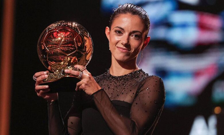 الجائزة باقية في برشلونة.. ايتانا بونماتي تحقق الكرة الذهبية للسيدات 2023