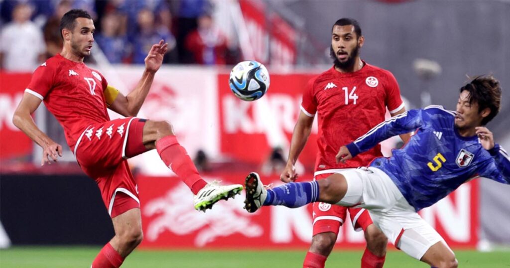 صورة من مباراة منتخب تونس ضد اليابان الودية في 2023