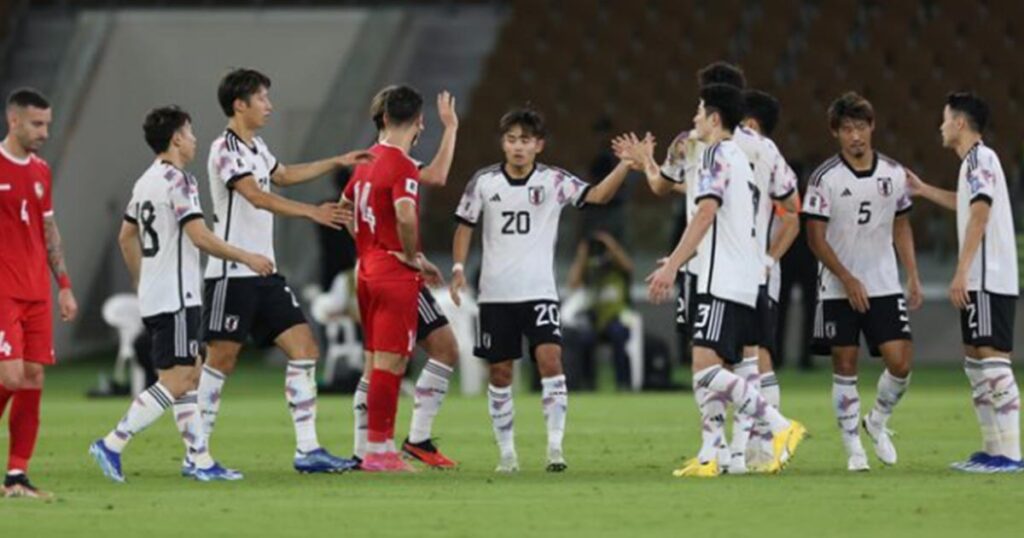 صورة من مباراة سوريا واليابان في تصفيات كأس العالم