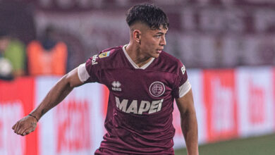 مانشستر يونايتد يصارع ليفربول للتعاقد مع خوليو سولير