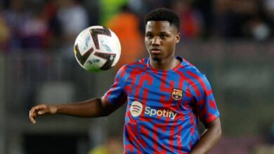 هل يرحل أنسو فاتي عن برشلونة في 2025؟