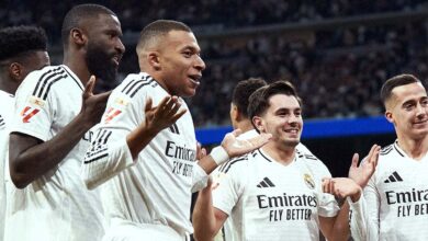 ريال مدريد يقسو على إشبيلية ويزيح برشلونة من المركز الثاني