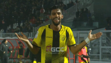 مستغلاً طرد بنقطيب.. الماص يوقف سلسلة الوداد بريمونتادا "فادحة" ويؤصل العقدة