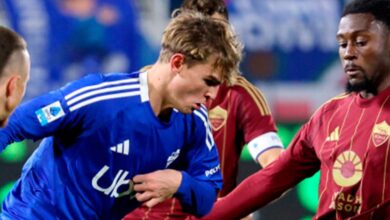 كومو ينقض على روما في الدقيقة الأخيرة ويحقق انتصاره الغائب بعد تسع مباريات