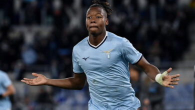 لاتسيو يبدد حلم نابولي ويقصيه من كأس إيطاليا بهاتريك نوسلين