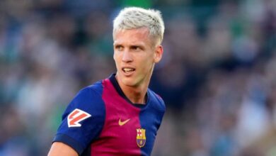 داني أولمو مهدد بالرحيل مجاناً وسط معاناة برشلونة المالية