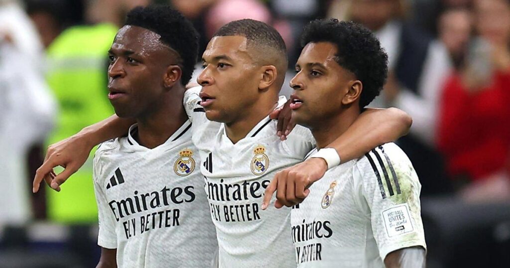 ريال مدريد ينجو من مفاجأة باتشوكا ويتوج بكأس القارات للأندية في لوسيل