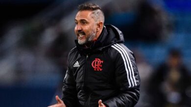 وولفرهامبتون يستعد لتقديم فيتور بيريرا كمدرب جديد خلفاً لغاري أونيل